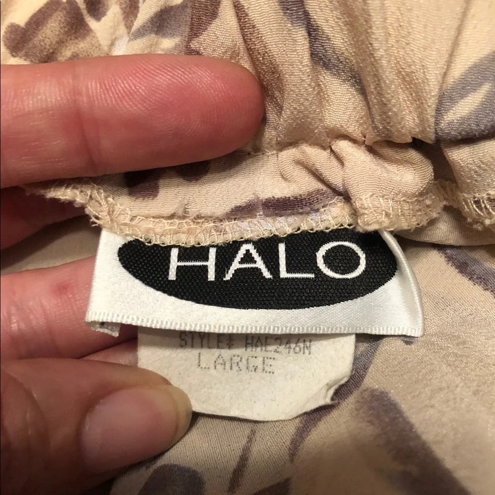 Cute Halo skirt in EUC